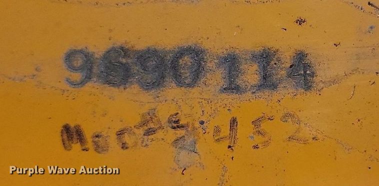 image for item IU9932 Scag Turf Tiger  lawn mower