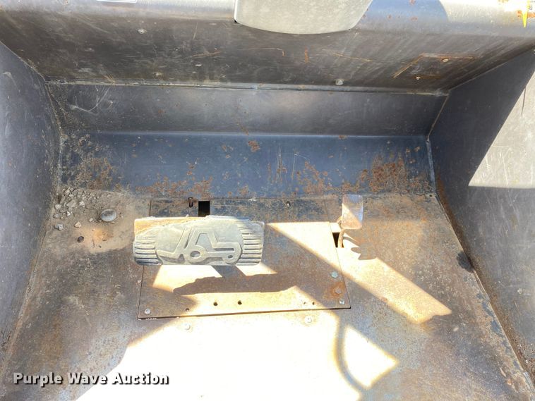 image for item KB9487 2003 Manitou M30-2  forklift