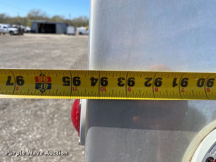 image for item KB9488 2005 Ford F750 Super Duty  fuel truck