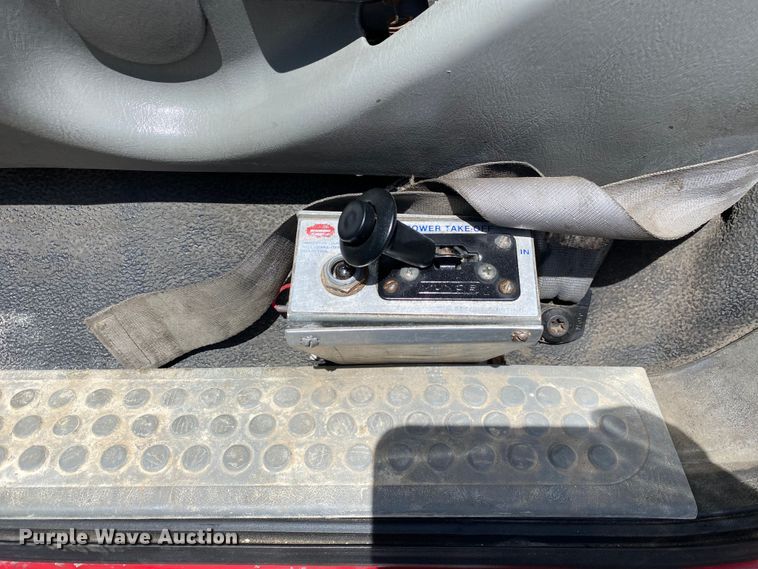 image for item KB9488 2005 Ford F750 Super Duty  fuel truck