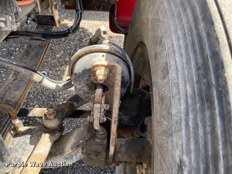 image for item KB9488 2005 Ford F750 Super Duty  fuel truck