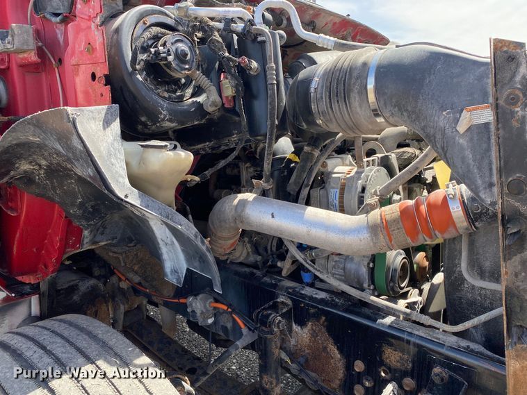 image for item KB9488 2005 Ford F750 Super Duty  fuel truck