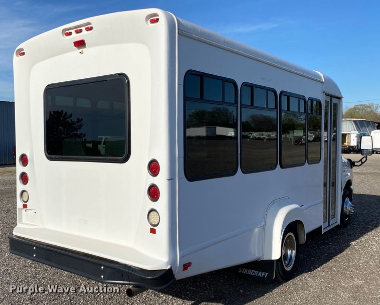 image for item KB9499 2016 Ford E350 Super Duty  shuttle bus