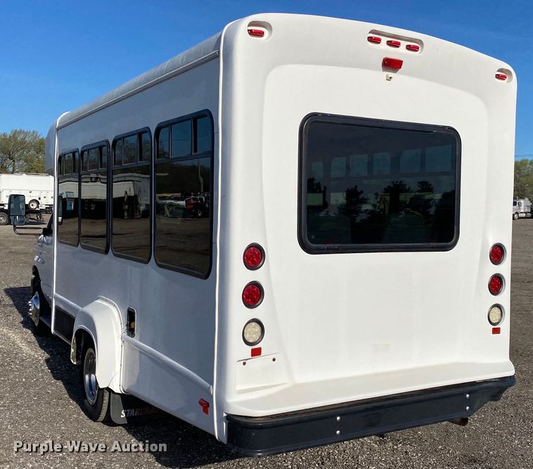 image for item KB9499 2016 Ford E350 Super Duty  shuttle bus