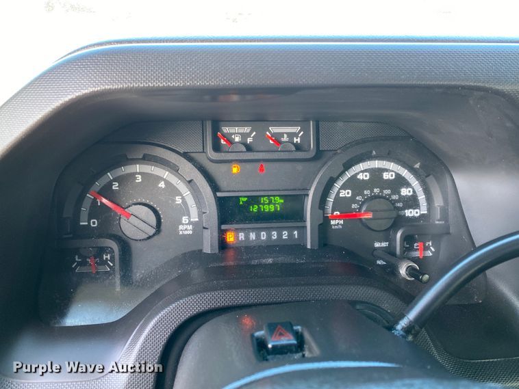 image for item KB9499 2016 Ford E350 Super Duty  shuttle bus