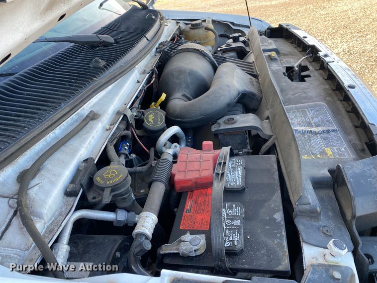 image for item KB9499 2016 Ford E350 Super Duty  shuttle bus