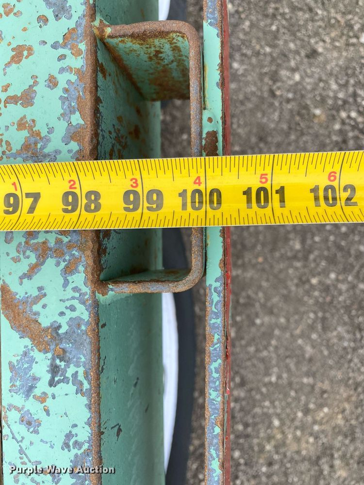 image for item KB9509 2008 Circle D 21GNFBBT  equipment trailer