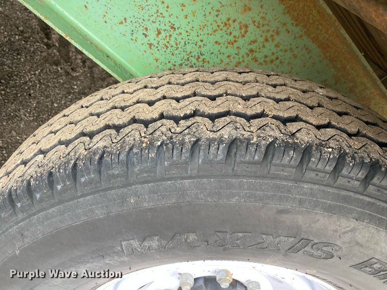 image for item KB9509 2008 Circle D 21GNFBBT  equipment trailer