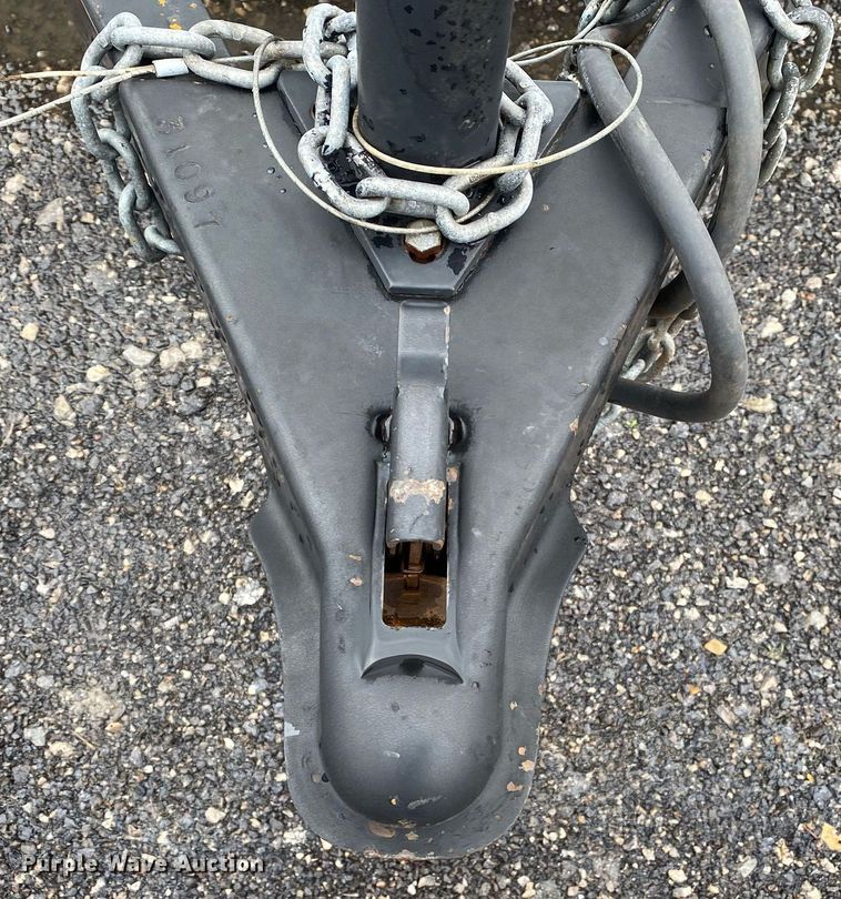 image for item KB9523 2013 Wells Cargo FT7142  enclosed cargo trailer