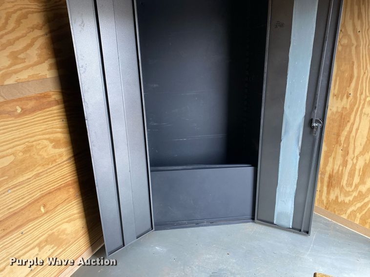 image for item KB9523 2013 Wells Cargo FT7142  enclosed cargo trailer