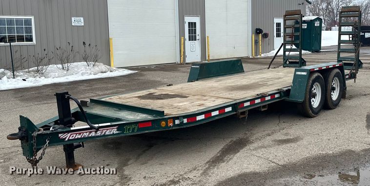 image for item KU9903 2018 Towmaster TC12D  equipment trailer