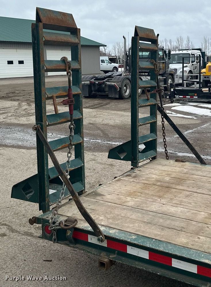 image for item KU9903 2018 Towmaster TC12D  equipment trailer