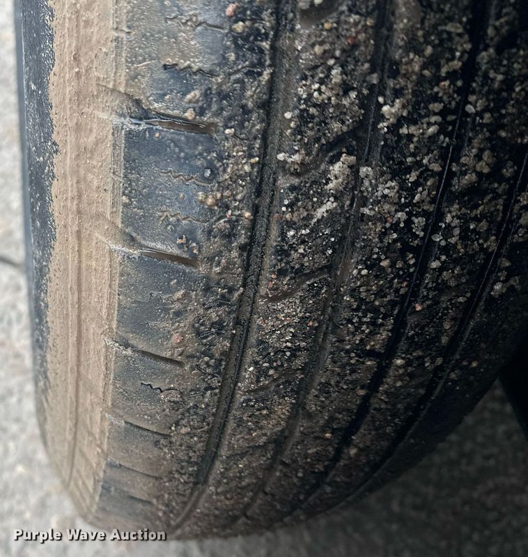 image for item KU9903 2018 Towmaster TC12D  equipment trailer