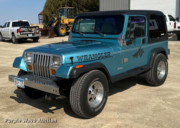 image for item KU9905 1995 Jeep Wrangler  SUV