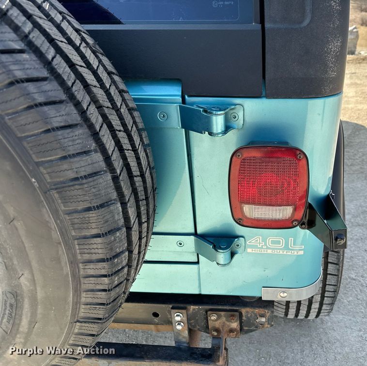 image for item KU9905 1995 Jeep Wrangler  SUV