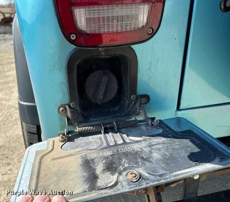 image for item KU9905 1995 Jeep Wrangler  SUV