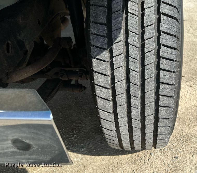 image for item KU9905 1995 Jeep Wrangler  SUV