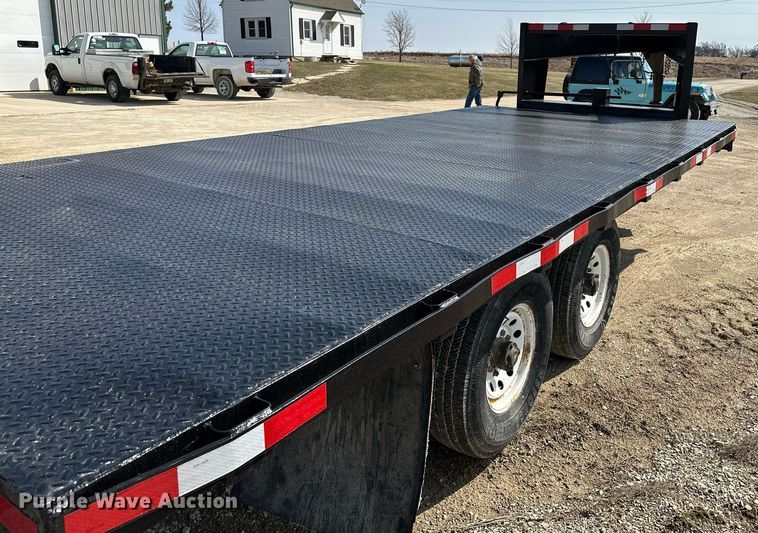 image for item KU9906 1973 Redi Haul  equipment trailer