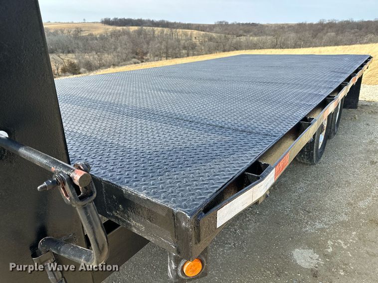 image for item KU9906 1973 Redi Haul  equipment trailer