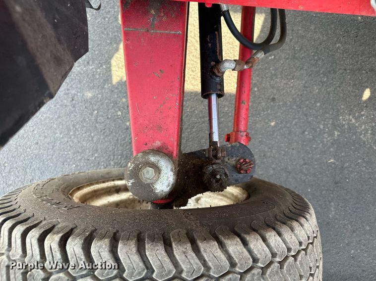 image for item KU9913 Toro Groundsmaster 580D  lawn mower