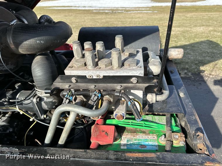 image for item KU9913 Toro Groundsmaster 580D  lawn mower