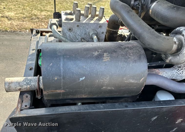 image for item KU9913 Toro Groundsmaster 580D  lawn mower