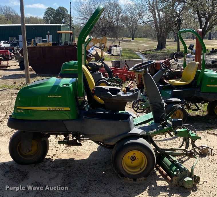 image for item KV9564 John Deere 2500B  reel mower