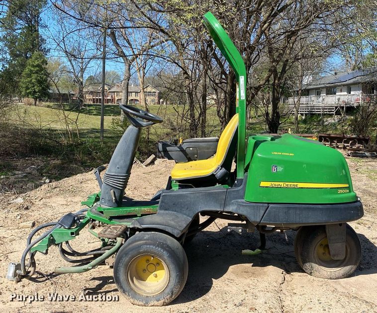 image for item KV9564 John Deere 2500B  reel mower