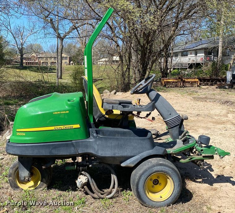 image for item KV9565 John Deere 2500B  reel mower