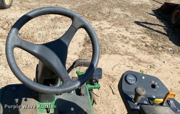 image for item KV9565 John Deere 2500B  reel mower