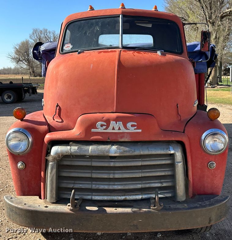 image for item KX9176 1949 GMC  grain truck