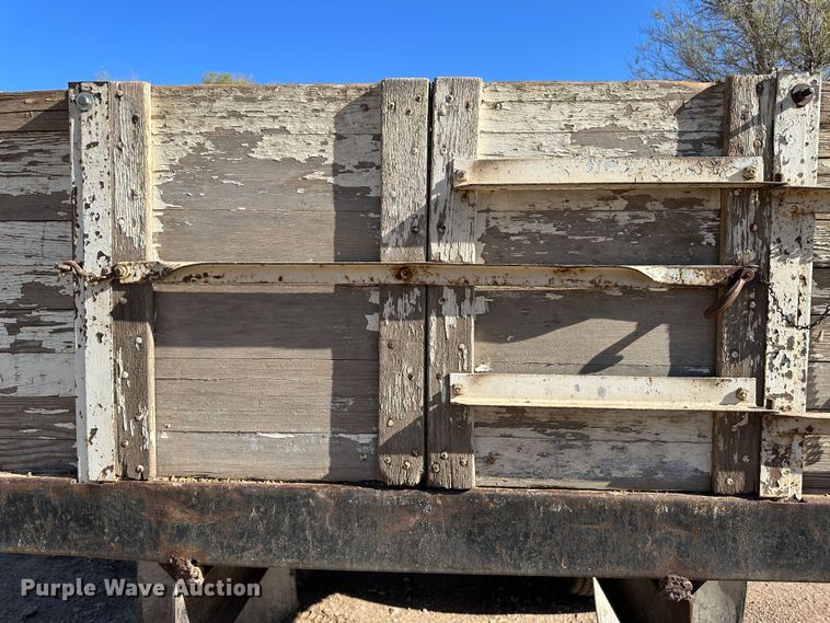 image for item KX9176 1949 GMC  grain truck