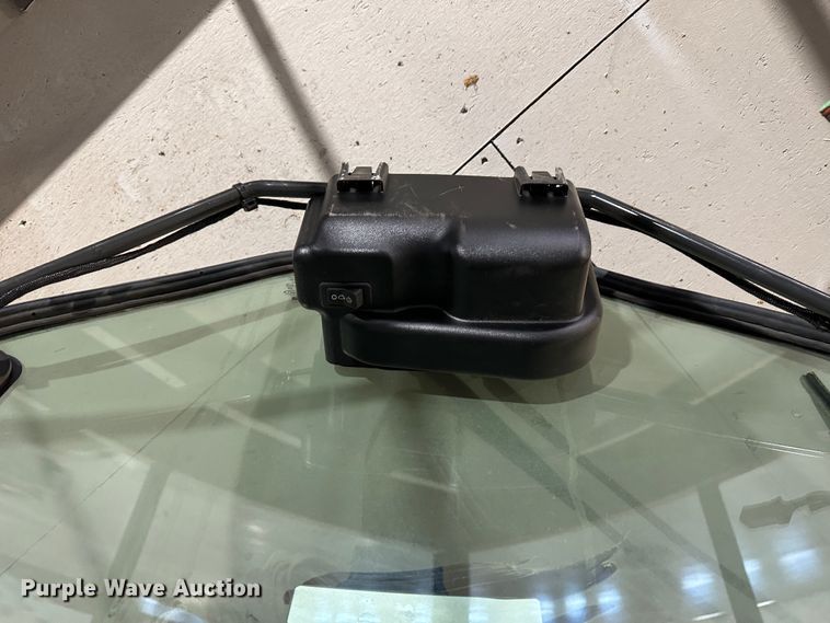 image for item KX9181 Bobcat T650  skid steer door