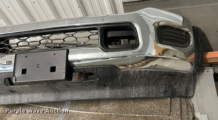 image for item KX9182 2022 Dodge Ram 5500  front bumper