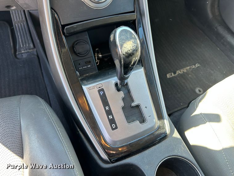 image for item KX9184 2013 Hyundai Elantra