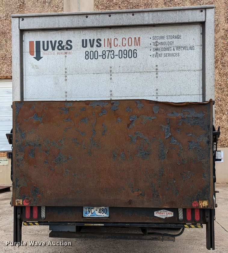 image for item LF9691 2015 International TerraStar  box truck