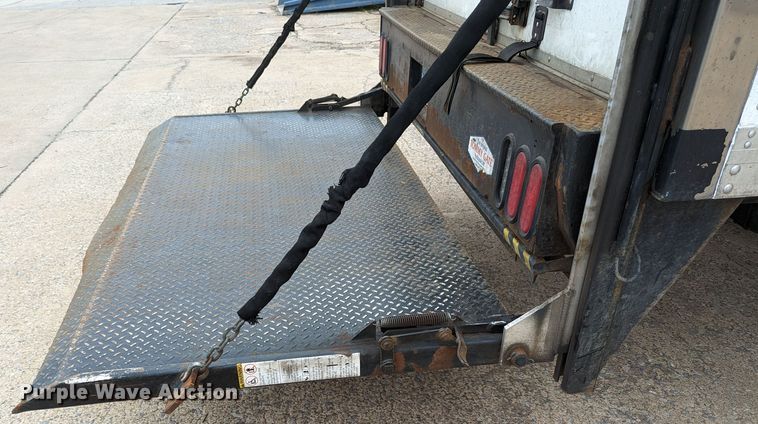 image for item LF9691 2015 International TerraStar  box truck