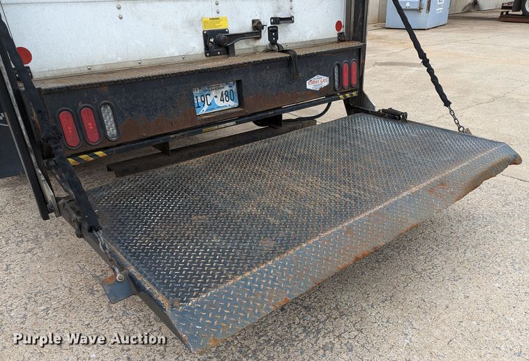 image for item LF9691 2015 International TerraStar  box truck