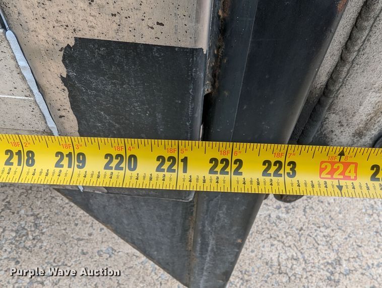 image for item LF9691 2015 International TerraStar  box truck