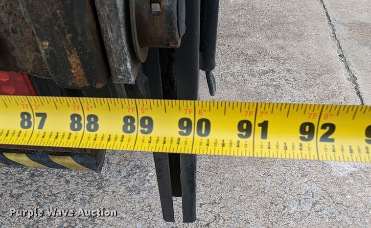 image for item LF9691 2015 International TerraStar  box truck