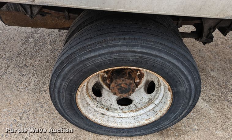 image for item LF9691 2015 International TerraStar  box truck