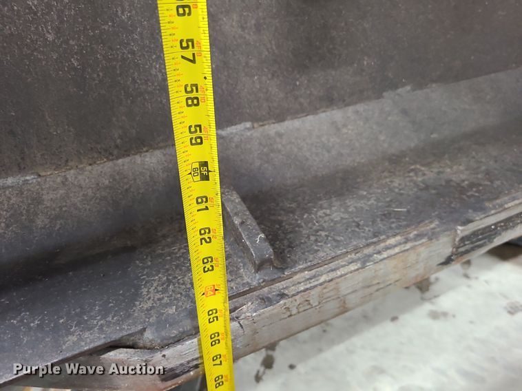 image for item LH9939 1997 AGCO Allis 5680  MFWD tractor