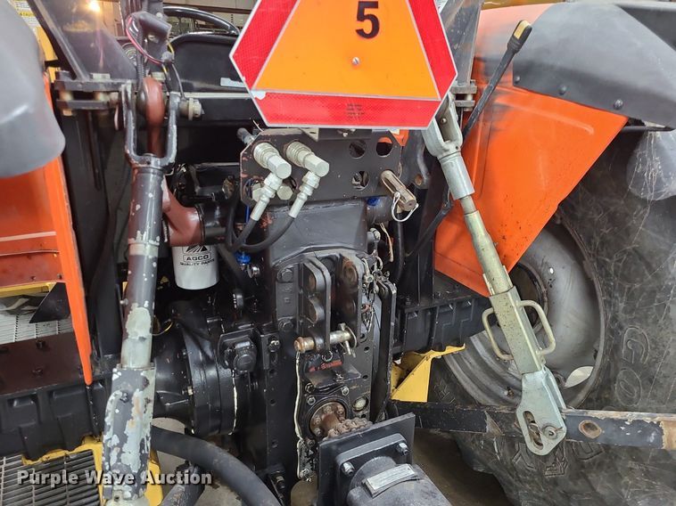 image for item LH9939 1997 AGCO Allis 5680  MFWD tractor