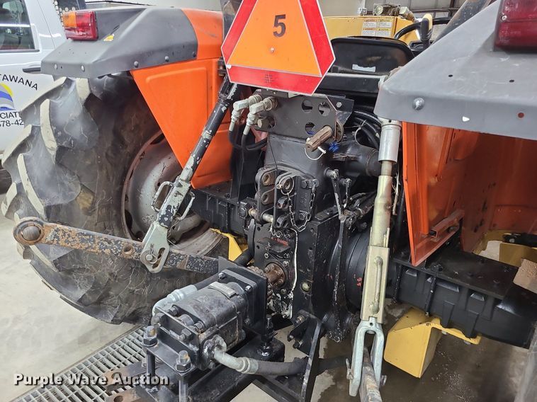 image for item LH9939 1997 AGCO Allis 5680  MFWD tractor