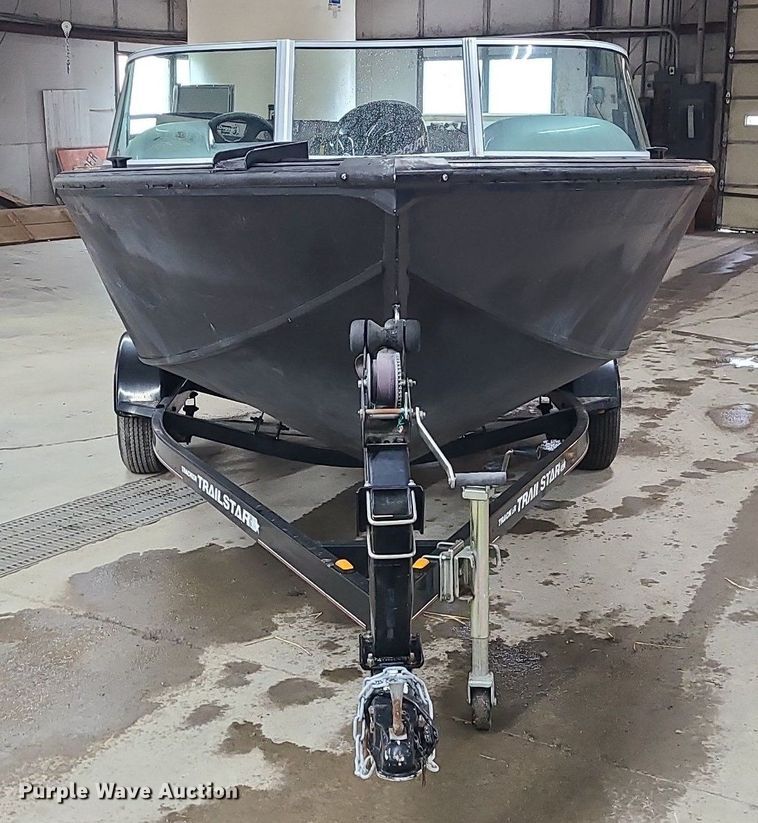 image for item LH9940 2010 Lowe FM175D  boat