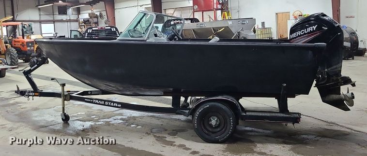 image for item LH9940 2010 Lowe FM175D  boat