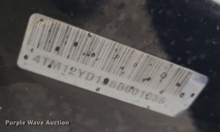 image for item LH9940 2010 Lowe FM175D  boat