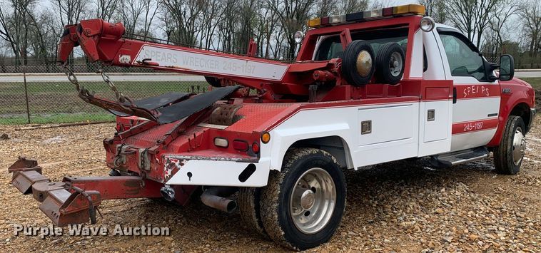 image for item LI9164 2001 Ford F450 Super Duty  tow truck