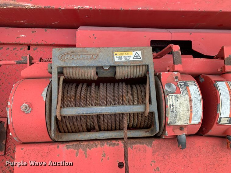 image for item LI9164 2001 Ford F450 Super Duty  tow truck