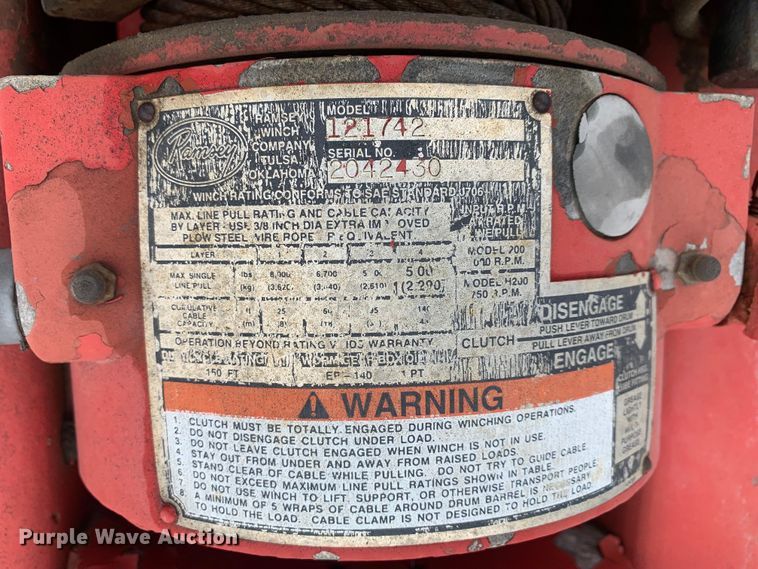 image for item LI9164 2001 Ford F450 Super Duty  tow truck